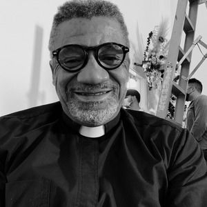 Meet your Posher, Gregory